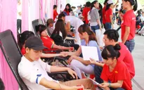 "Chủ nhật đỏ" đạt kỷ lục với hơn 42.000 đơn vị máu