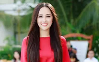 Mai Phương Thúy nhập viện đêm khuya