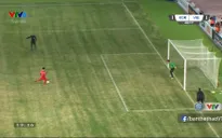 VIDEO: Yoon Seung-Won sút penalty panelka thất bại trước thủ môn Tiến Dũng của U23 Việt Nam