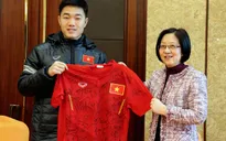 ĐT U23 Việt Nam nhận nguồn động viên quý báu từ Tổng lãnh sự quán Việt Nam tại Thượng Hải