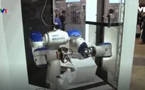 Tranh luận về tương lai việc làm của robot