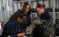 ĐH Sư phạm kỹ thuật TP.HCM giảm 50% học phí cho sinh viên nữ