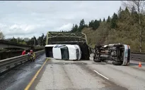 Mỹ: 6 người thiệt mạng vì tai nạn ô tô đi ngược đường
