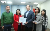 Cộng đồng người Việt Nam tại Áo trao tặng 2.000 Euro cho Quỹ Tấm lòng Việt