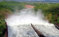 Thủy điện Bắc Mê bất ngờ xả lũ gây hại cho nhiều nhà dân