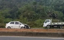 Khởi tố vụ ô tô tông 5 công nhân làm đường tử vong