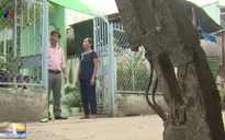 Nguy hiểm rình rập từ trụ điện nứt gốc, nghiêng đổ ở Cần Thơ