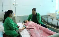 Cấp cứu kịp thời người bị nạn trong vụ tai nạn cháy nổ tại Bắc Ninh