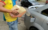 Venezuela áp mức trần lượng xăng với từng loại phương tiện vận tải