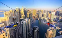 Chóng mặt với đường trượt Zipline đô thị dài nhất thế giới