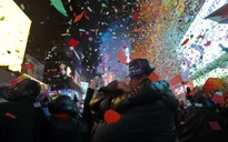 [Video] Người dân New York đếm ngược chào năm mới 2019