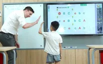 Áp dụng công nghệ 4.0 để xây dựng môi trường Anh ngữ toàn diện