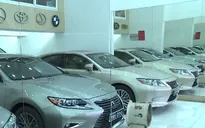 Cận Tết: Xe mới, xe cũ cùng tăng giá