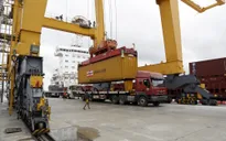 Thâm hụt thương mại của Myanmar sụt giảm