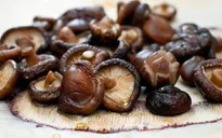 Nấm hương giúp giảm lượng cholesterol