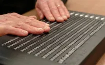 Anh ra mắt sách điện tử dành cho người khiếm thị