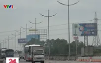 Cao tốc TP.HCM - Trung Lương dừng thu phí, lưu lượng xe tăng đột biến