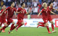 Các cầu thủ của ĐT Việt Nam chia sẻ gì trên mạng xã hội sau chiến thắng?