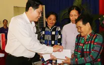 Chủ tịch MTTQ Việt Nam tặng quà Tết cho hộ nghèo, gia đình chính sách tỉnh An Giang