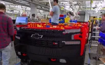 Chiêm ngưỡng chiếc xe bán tải được ghép bởi 300.000 mảnh Lego