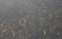 Ấn Độ: Những người vô gia cư tại New Delhi khổ sở vì ô nhiễm không khí