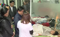 Bộ trưởng Nguyễn Văn Thể thăm hỏi các nạn nhân vụ TNGT ở Hải Dương