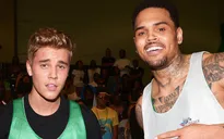 Lên tiếng ủng hộ Chris Brown, Justin Bieber khiến fan tức giận