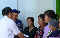 Cảnh sát biển tặng quà Tết cho hàng trăm ngư dân xã đảo