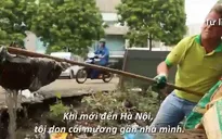 Ông Tây dọn rác ngày ông Công ông Táo
