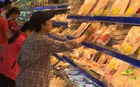 Đa dạng đặc sản vùng miền phục vụ Tết