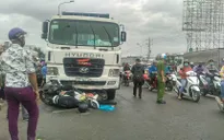 Xe container chạy 45 km/h khi đâm hàng loạt xe máy tại Long An