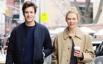 3 tháng sau đám cưới, Karlie Kloss vẫn ngập tràn hạnh phúc