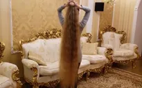 Cô gái có mái tóc dài 2 mét gây sốt mạng xã hội Ukraine
