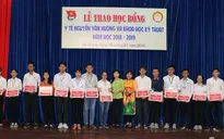 32 sinh viên An Giang được nhận học bổng Y tế Nguyễn Văn Hưởng, Khoa học kỹ thuật lần thứ 21