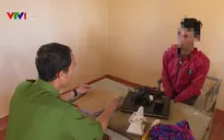 Thợ sơn nhà dùng dao khống chế bé gái, cướp tài sản