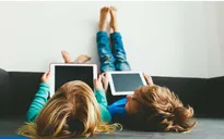 Làm thế nào để trẻ giảm thời gian sử dụng máy tính?