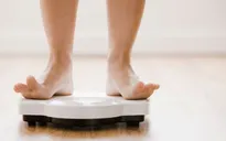 Phụ nữ làm công việc chịu áp lực cao dễ bị tăng cân