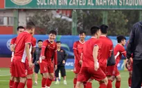 ẢNH: Buổi tập đầu tiên của ĐT Việt Nam tại Abu Dhabi
