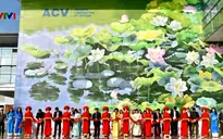 Khánh thành 2 bức tranh hoa sen tại sân bay quốc tế Nội Bài