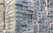 Bắt quả tang vụ mua bán 3.300 cây thuốc lá nhập lậu