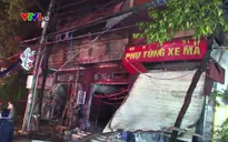Cháy cửa hàng phụ tùng xe máy tại Lào Cai, 3 căn nhà hư hỏng nặng