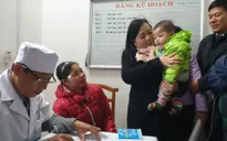 Tiêm vaccine ComBE Five có thể xảy ra phản ứng gì?
