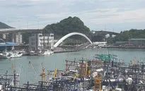 Sập cầu tại Đài Loan (Trung Quốc), nhiều người bị thương