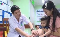 Ghép thận thành công cho bệnh nhi nhẹ cân nhất Việt Nam