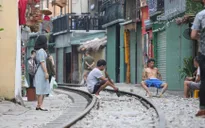 "Xóm cà phê đường tàu" đìu hiu sau khi Hà Nội ra quân giải tán