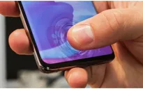 Samsung cảnh báo người dùng không tự ý dán cường lực bảo vệ màn hình trên Galaxy S10