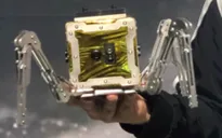 Ra mắt robot thăm dò Mặt trăng
