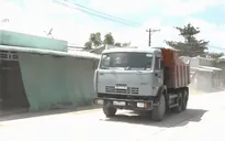 Sống mòn trong khói bụi từ mỏ khai thác đá Hòn Sóc