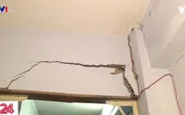 Xây chung cư, hơn 30 căn nhà của các hộ dân quận 7, TP.HCM bị nứt