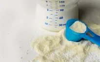 Tìm thấy chất gây ung thư trong một số nhãn hiệu sữa bột cho trẻ em